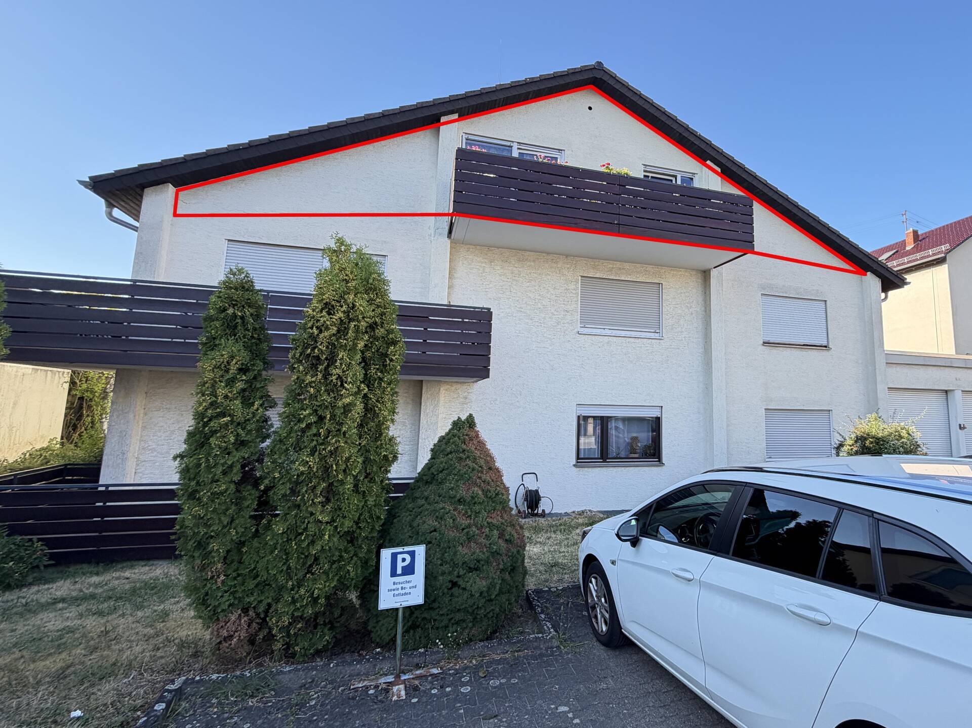 Immobilienangebot - Hirschberg an der Bergstraße / Großsachsen - Alle - Geräumige 2-Zimmer-Dachgeschosswohnung mit großem Balkon und Doppelparker in ruhiger Wohnlage