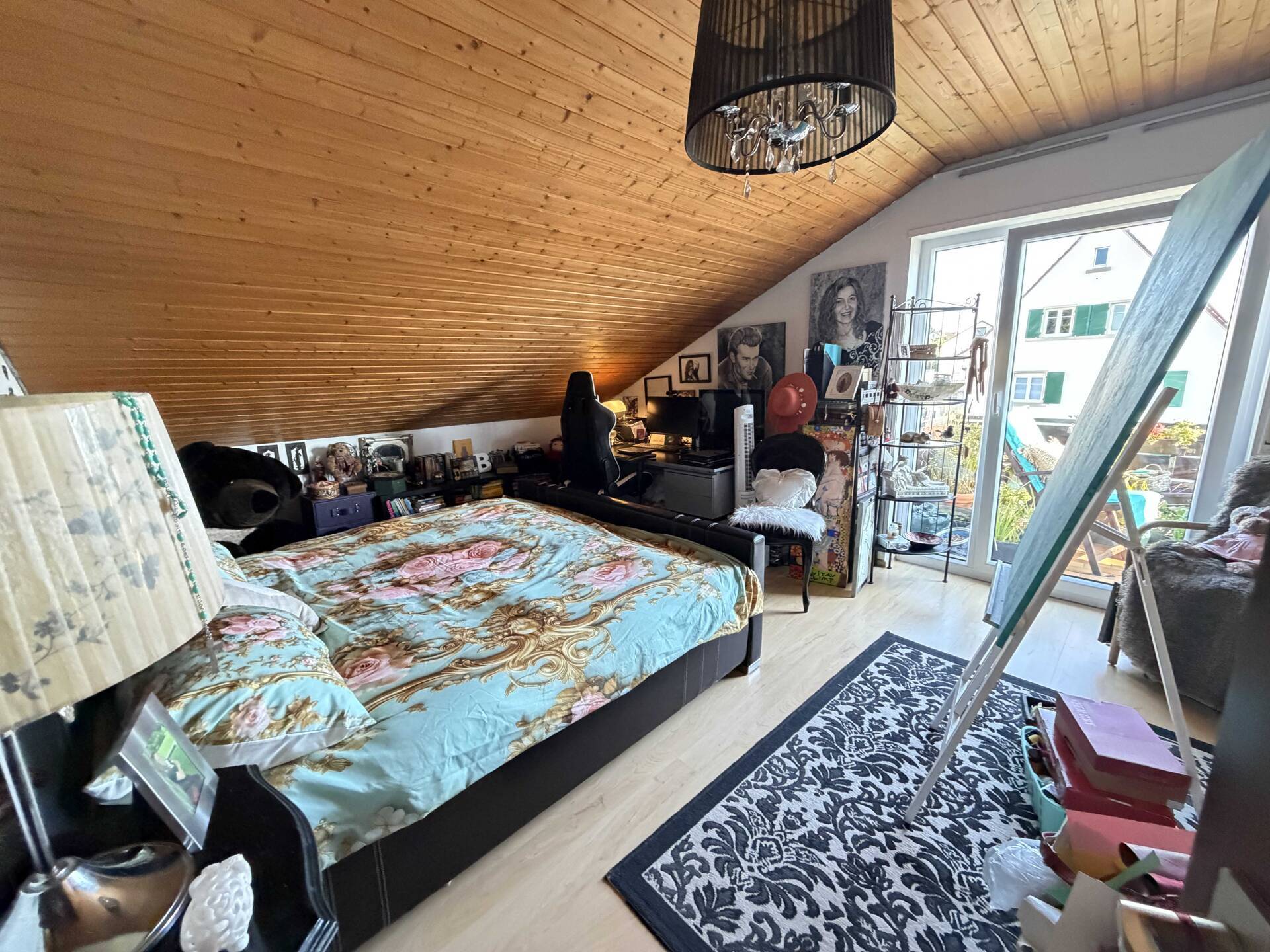 Immobilienangebot - Hirschberg an der Bergstraße / Großsachsen - Alle - Geräumige 2-Zimmer-Dachgeschosswohnung mit großem Balkon und Doppelparker in ruhiger Wohnlage