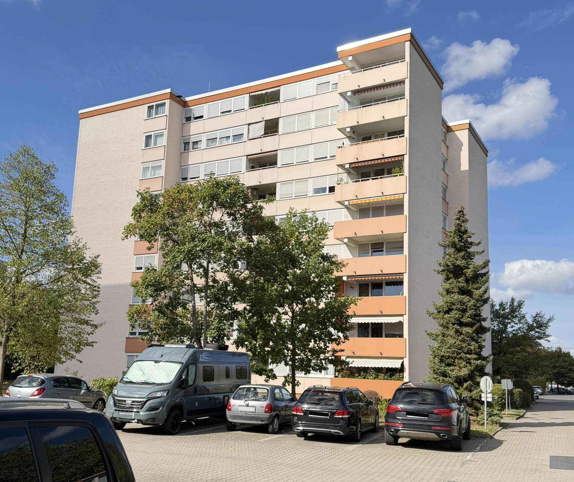 Immobilienangebot - Mannheim / Käfertal - Alle - Gesuchte Wohnungsgröße: Vermietete 2-Zimmer-Wohnung mit Loggia, Aufzug und Stellplatz