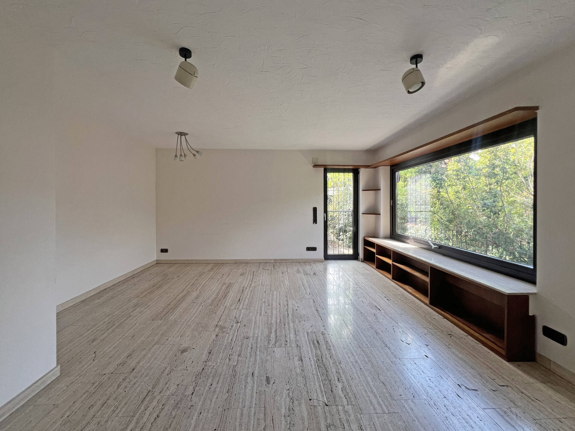 Immobilienangebot - Mannheim / Rheinau - Alle - Einfamilienhaus mit Wintergarten, großzügigem Garten und Garage in Rheinau!