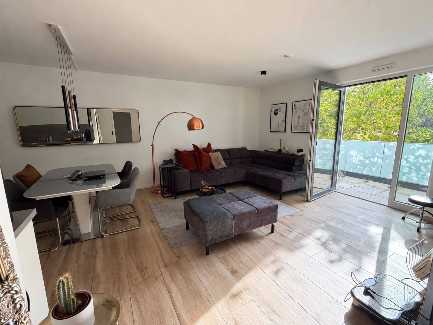 Immobilienangebot - Mannheim / Käfertal - Alle - Moderne 3-Zi-Wohnung mit Einbauküche und Balkon, neuwertig, in zentraler, verkehrsgünstiger Lage
