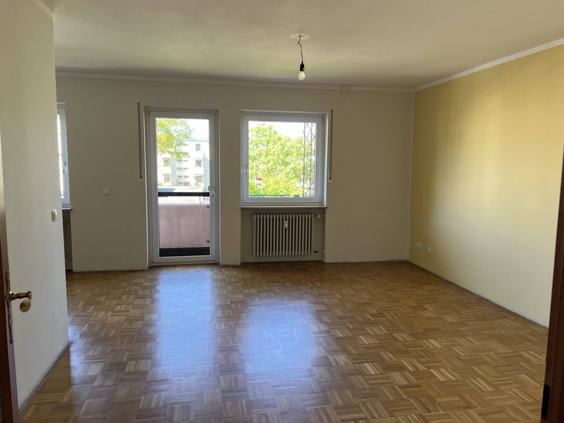 Immobilienangebot - Mannheim / Waldhof - Alle - Gepflegte 3-Zimmer-Eigentumswohnung mit Balkon und Garage