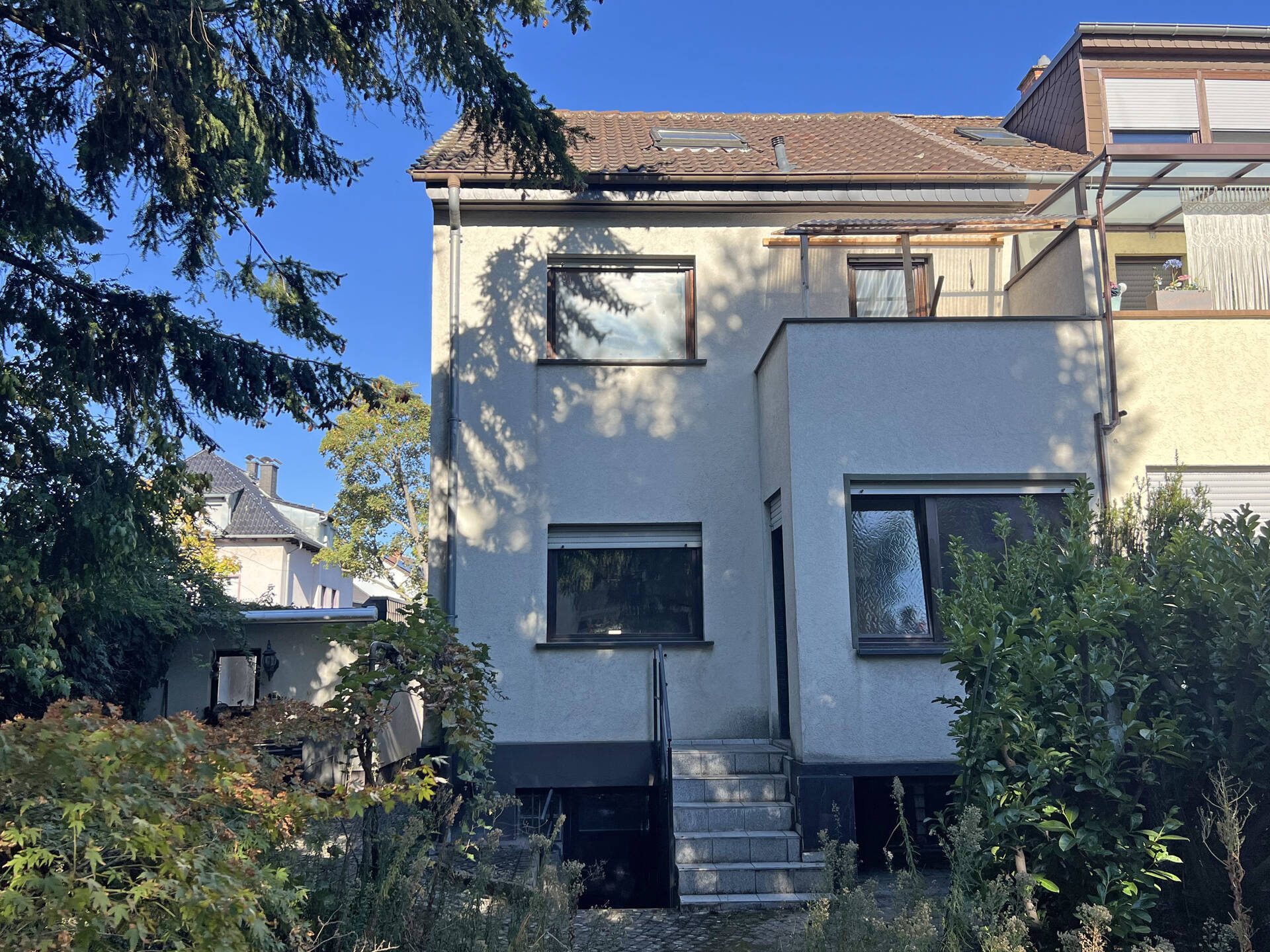 Immobilienangebot - Mannheim / Käfertal - Alle - Viel Potenzial für Ihre Wohnideen – Reihenendhaus mit Südgrundstück!