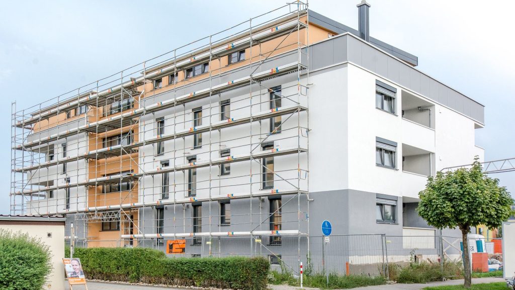 Immobilienangebot - Ergolding - Alle - Neubau-Wohnung mit Balkon, Nähe Ergomar, KfW-Effizienzhaus 55