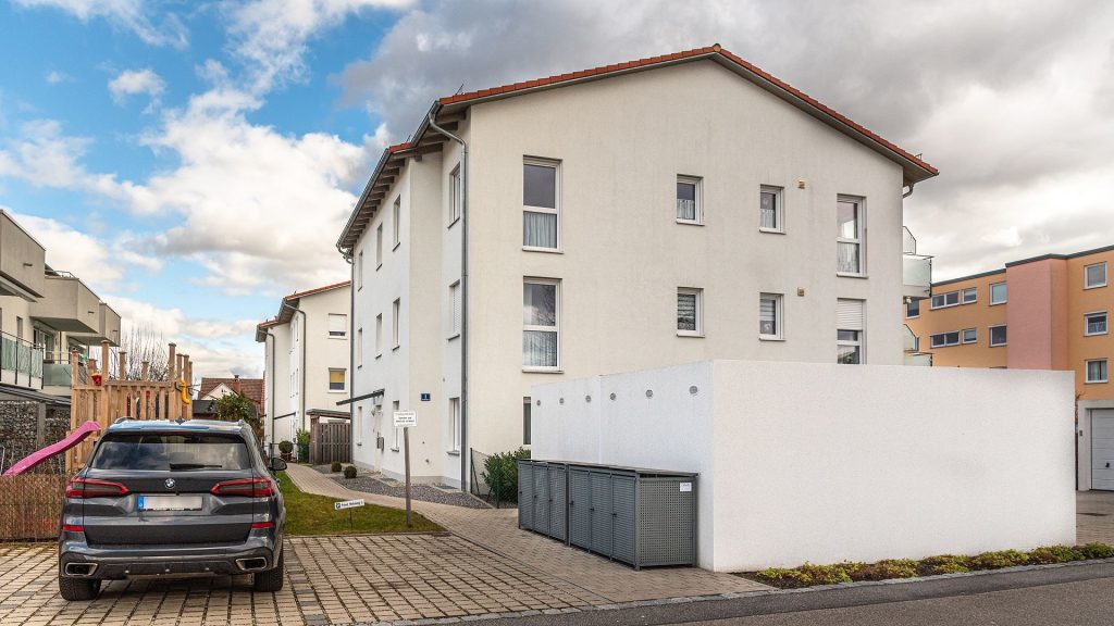 Immobilienangebot - Altdorf - Alle - Provisionsfrei für Käufer - KfW-70-Neubau, Lift, Bad mit Fenster, Wanne, bodengleiche Dusche