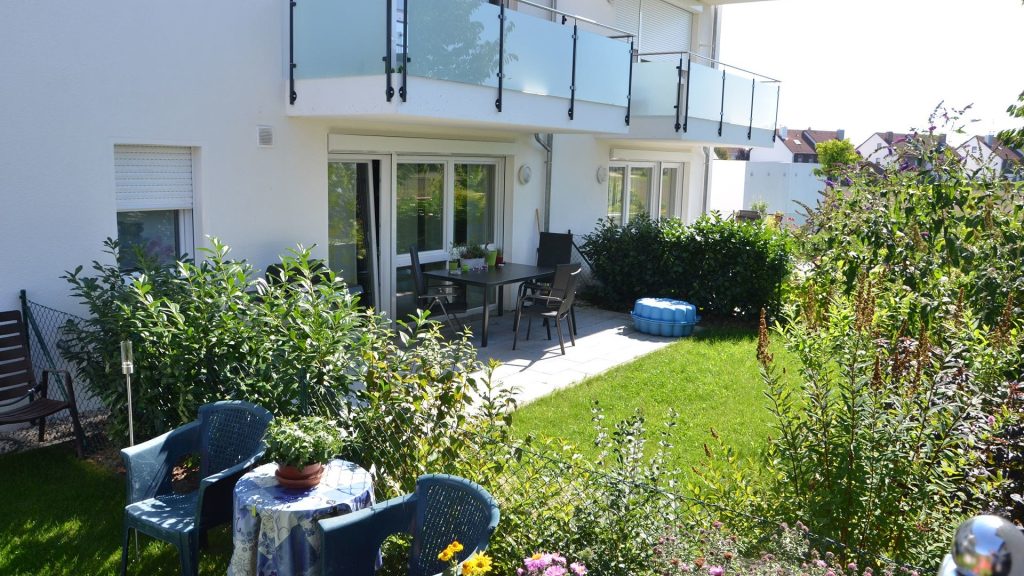Immobilienangebot - Altdorf - Alle - PROVISIONSFREI für Käufer - junge 3-Zimmer-Garten-ETW mit Hobbyraum und Garage in Altdorf