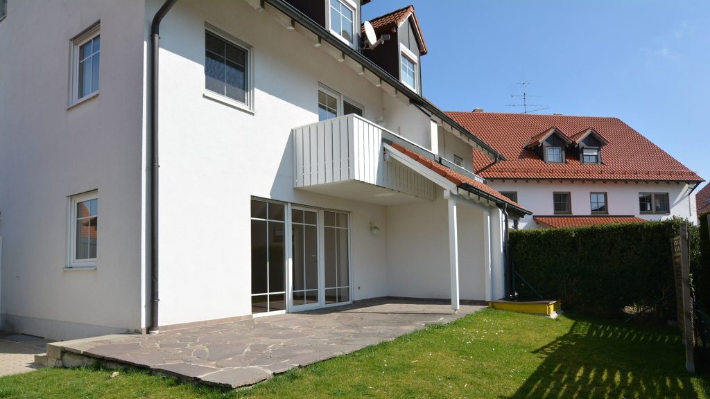 Immobilienangebot - Wörth - Alle - Doppelhaushälfte - PROVISIONSFREI für Käufer - viel Wohnfläche - wenig Gartenarbeit - Wörth/Isar
