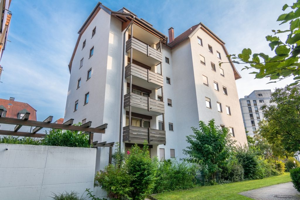 Immobilienangebot - Landshut - Alle - PROVISIONSFREI für Käufer 1-Zimmer-ETW mit Balkon und Bad mit Fenster - LA-Konradviertel