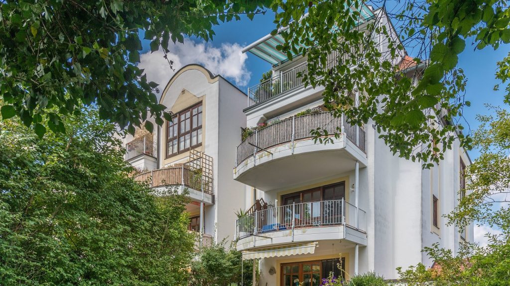 Immobilienangebot - Landshut - Alle - PROVISIONSFREI* - Ruhig gelegene Wohnung mit TG-Stellplatz und EBK - Landshut-Klötzlmüllerviertel