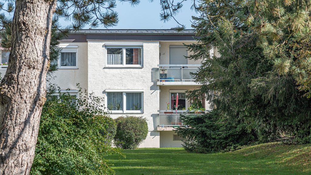 Immobilienangebot - Landshut - Alle - PROVISIONSFREI für Käufer - sofort beziehbare, ruhig gelegene 1-Zimmer-ETW, LA-Wolfgangsiedlung