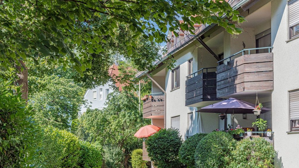 Immobilienangebot - Landshut - Alle - 3-Zimmer-Whg. mit 2 West-Balkonen und TG-Stellplatz, ruhige Lage in Landshut, Nahe Stadtpark