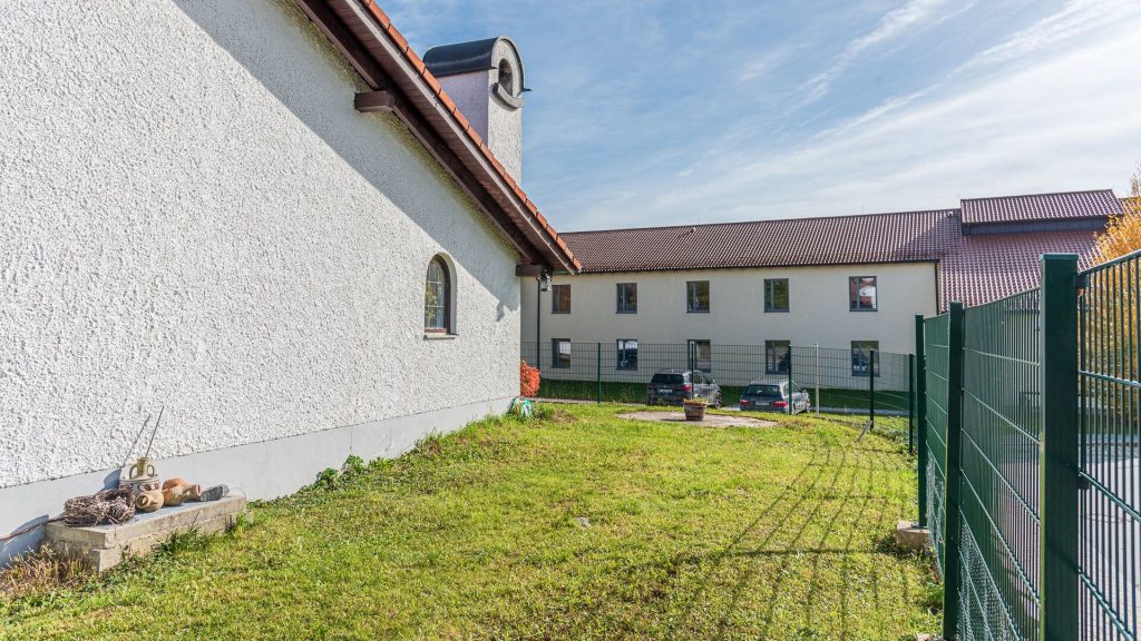Immobilienangebot - Vilsheim - Alle - PROVISIONSFREI* - Einfamilienhaus mit Wintergarten, EBK und Doppelgarage in Vilsheim, Lkr. Landshut