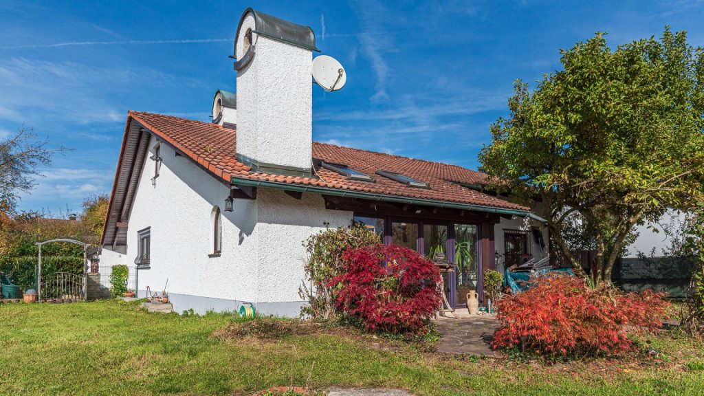 Immobilienangebot - Vilsheim - Alle - PROVISIONSFREI* - Einfamilienhaus mit Wintergarten, EBK und Doppelgarage in Vilsheim, Lkr. Landshut