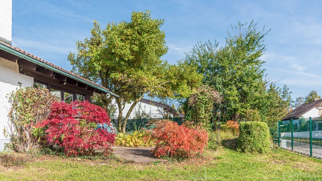 Immobilienangebot - Vilsheim - Alle - PROVISIONSFREI* - Einfamilienhaus mit Wintergarten, EBK und Doppelgarage in Vilsheim, Lkr. Landshut