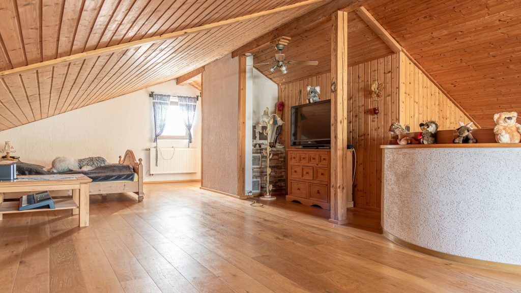 Immobilienangebot - Vilsheim - Alle - PROVISIONSFREI* - Einfamilienhaus mit Wintergarten, EBK und Doppelgarage in Vilsheim, Lkr. Landshut