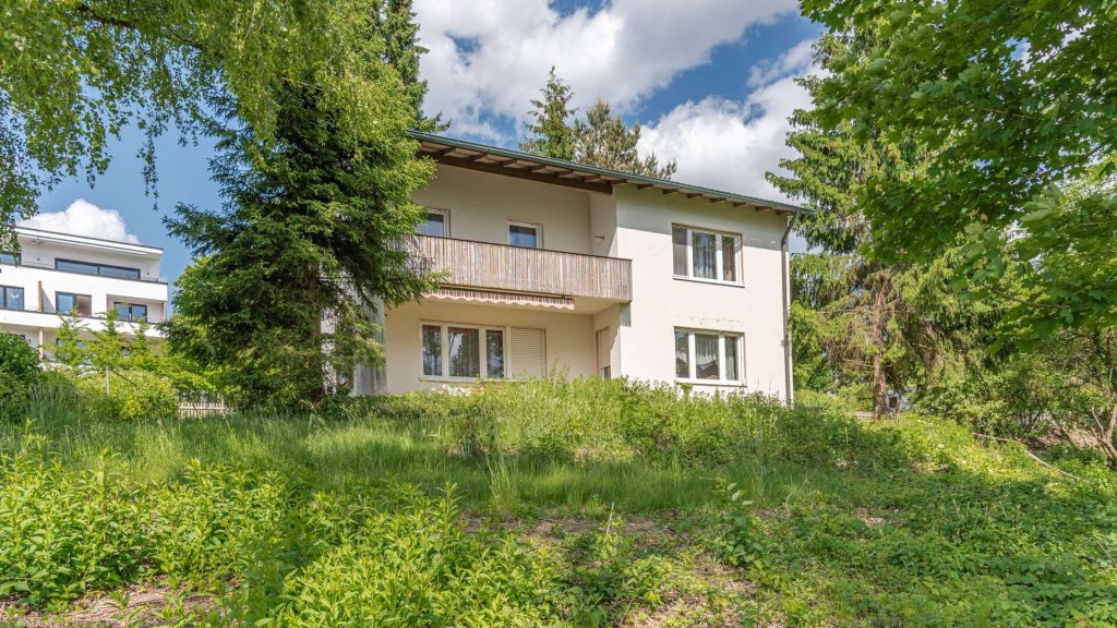 Immobilienangebot - Landshut - Alle - PROVISIONSFREI* - Sanierung oder Neuanfang? Einfamilienhaus mit Ausblick - Landshut-Achdorf/Englberg
