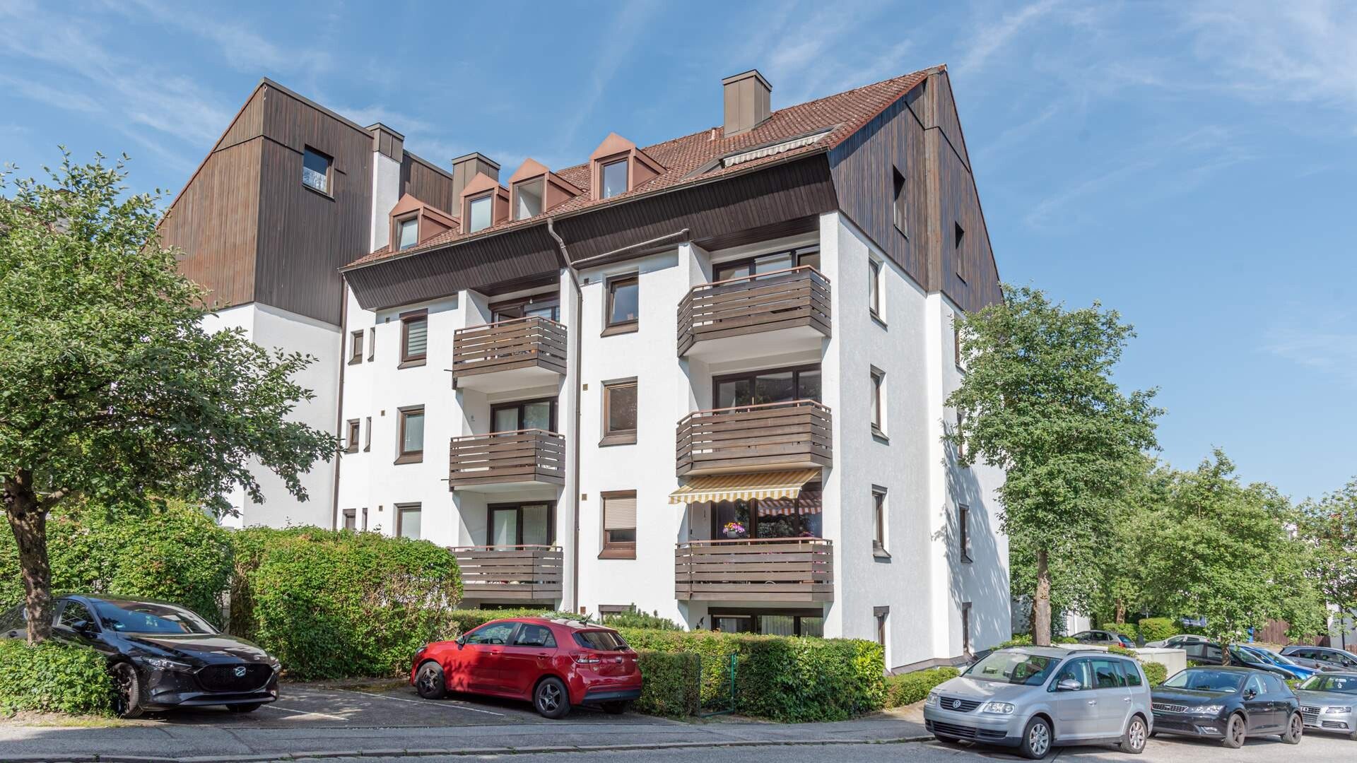 Immobilienangebot - Landshut - Alle - PROVISIONSFREI* - 3-Zimmer-Eigentumswohnung mit TG-Stellplatz, sofort beziehbar, Landshut-Englberg