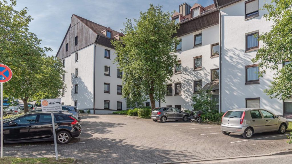 Immobilienangebot - Landshut - Alle - PROVISIONSFREI* - 3-Zimmer-Eigentumswohnung mit TG-Stellplatz, sofort beziehbar, Landshut-Englberg