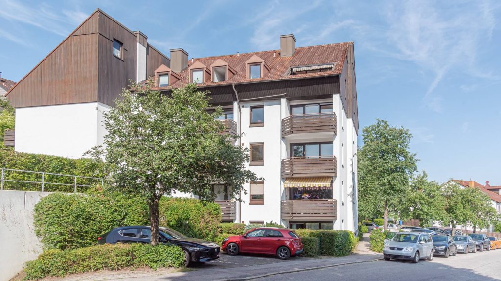 Immobilienangebot - Landshut - Alle - PROVISIONSFREI* - 3-Zimmer-Eigentumswohnung mit TG-Stellplatz, sofort beziehbar, Landshut-Englberg