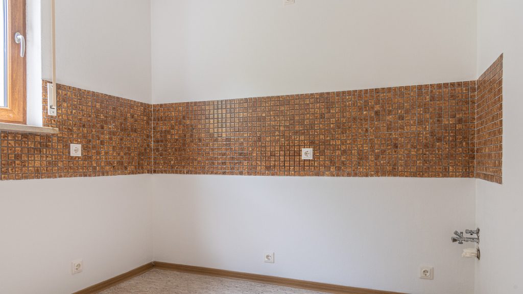 Immobilienangebot - Landshut - Alle - PROVISIONSFREI*  - Große 1-Zimmer-Wohnung mit Terrasse und TG-Stellplatz im Landshuter Nikolaviertel