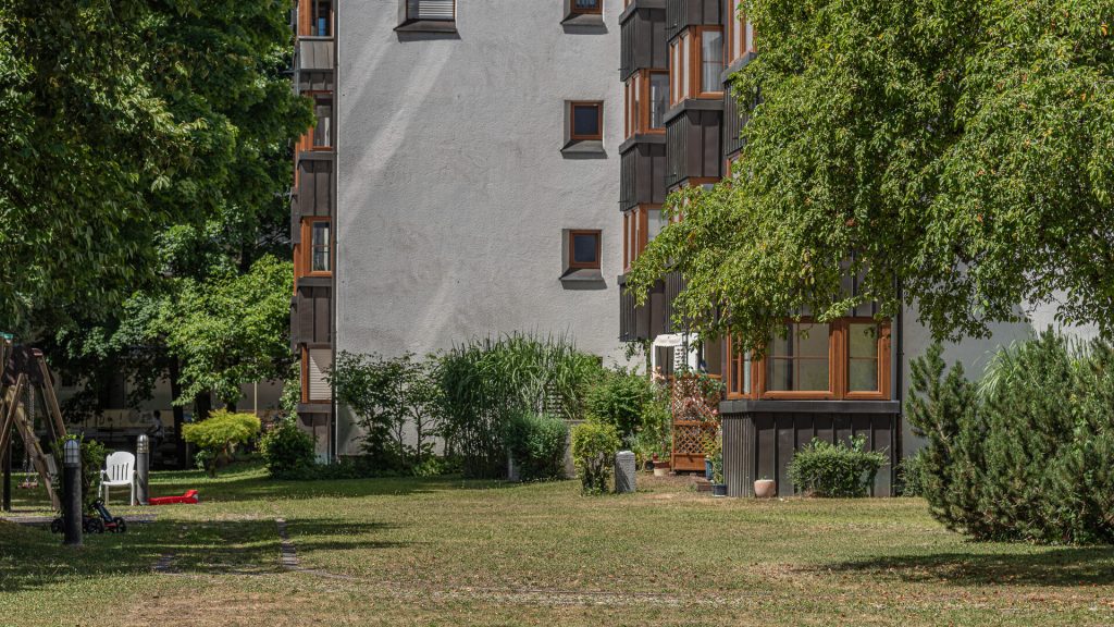 Immobilienangebot - Landshut - Alle - PROVISIONSFREI*  - Große 1-Zimmer-Wohnung mit Terrasse und TG-Stellplatz im Landshuter Nikolaviertel