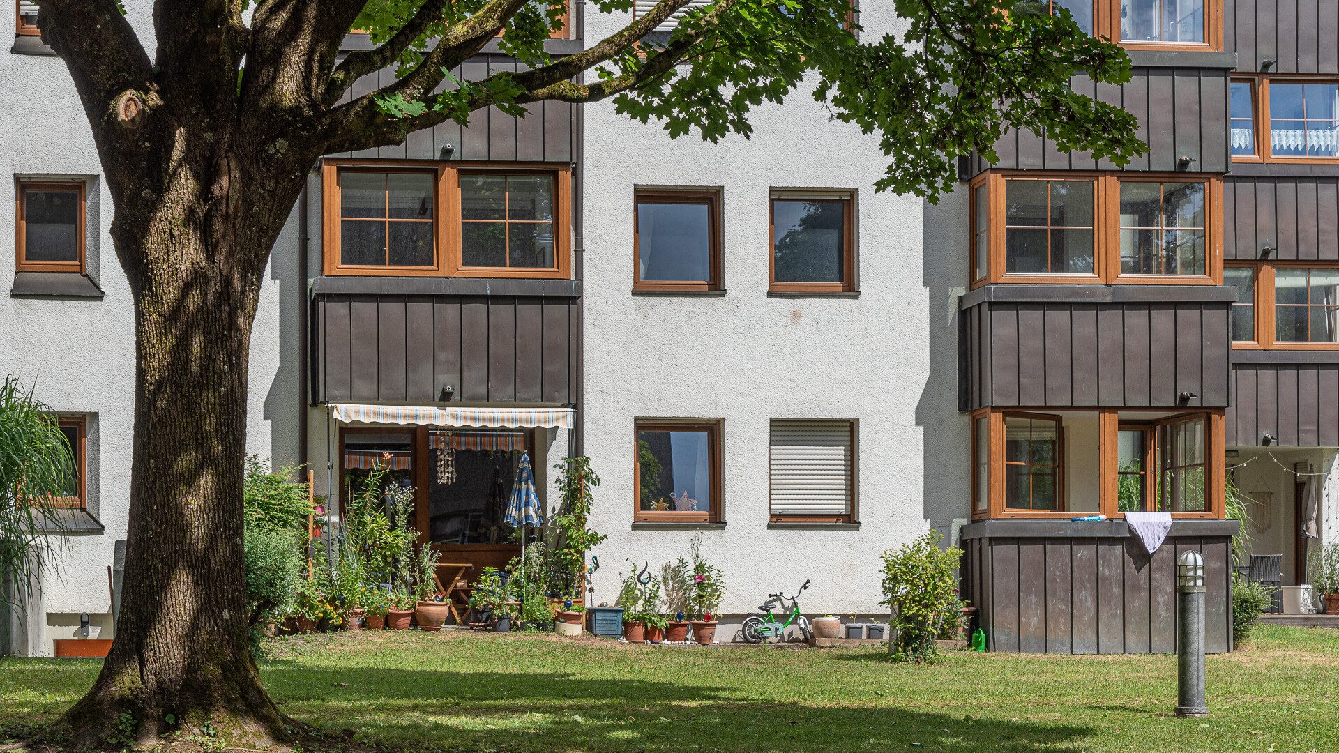 Immobilienangebot - Landshut - Alle - PROVISIONSFREI*  - Große 1-Zimmer-Wohnung mit Terrasse und TG-Stellplatz im Landshuter Nikolaviertel
