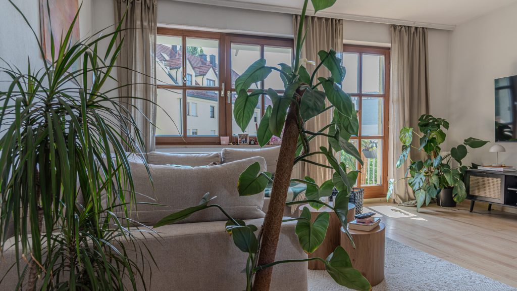 Immobilienangebot - Landshut - Alle - 2-Zimmer-Wohnung mit Balkon, Lift, TG- und oberirdischem Stellplatz, EBK ablösbar in Landshut-Nikola