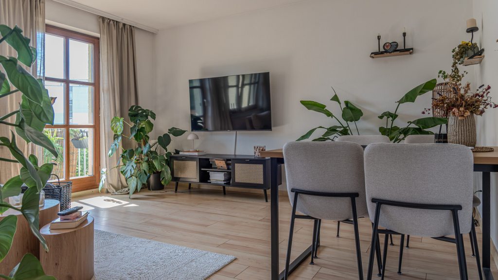 Immobilienangebot - Landshut - Alle - 2-Zimmer-Wohnung mit Balkon, Lift, TG- und oberirdischem Stellplatz, EBK ablösbar in Landshut-Nikola