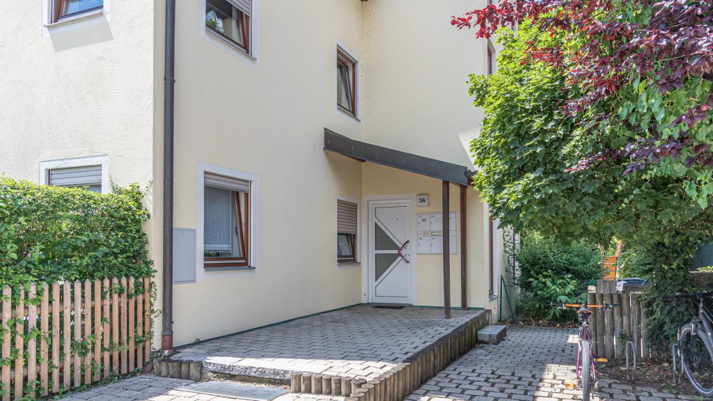 Immobilienangebot - Landshut - Alle - 3-Zimmer-Wohnung mit TG in 6-FH im Klötzlmüllerviertel, nahe der Isar, 700 m in die Altstadt