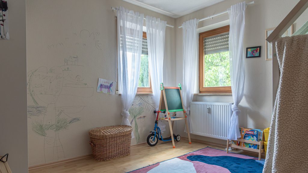 Immobilienangebot - Landshut - Alle - 3-Zimmer-Wohnung mit TG in 6-FH im Klötzlmüllerviertel, nahe der Isar, 700 m in die Altstadt