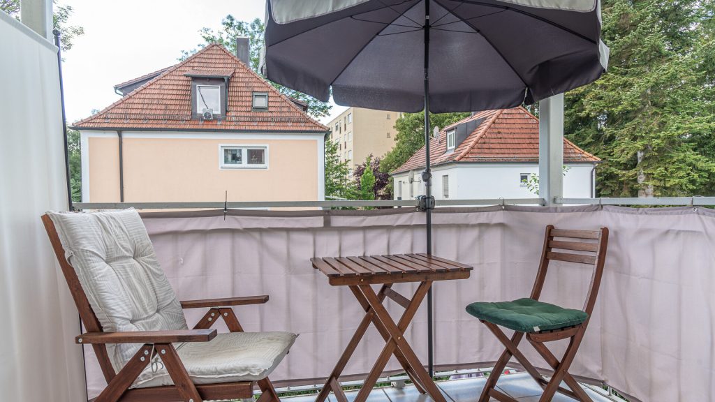 Immobilienangebot - Landshut - Alle - 3-Zimmer-Wohnung mit TG in 6-FH im Klötzlmüllerviertel, nahe der Isar, 700 m in die Altstadt