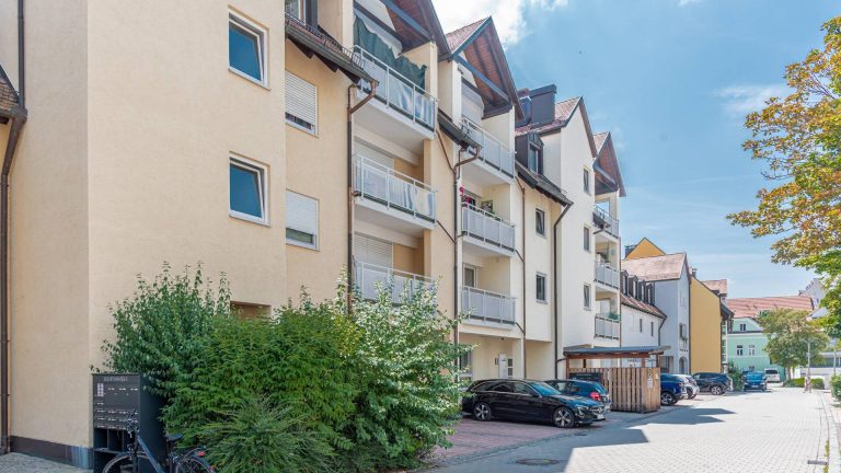 Immobilienangebot - Landshut - Alle - Ruhig und zentral – 1-Zimmer-Eigentumswohnung mit Lift, EBK u. Balkon - Landshut-City