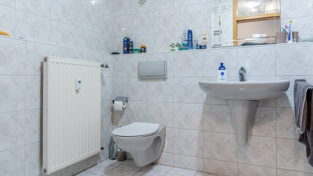 Immobilienangebot - Landshut - Alle - PROVISIONSFREI* - Ruhig und zentral – 1-Zimmer-ETW mit Lift, EBK u. Balkon - Landshut-Innenstadt