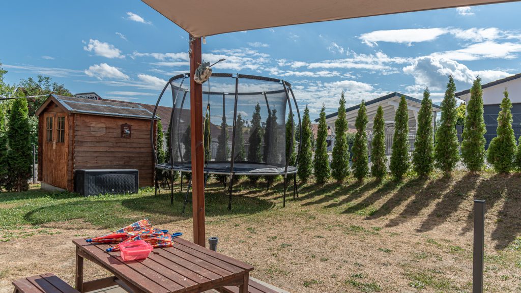Immobilienangebot - Hohenthann / Andermannsdorf - Alle - PROVISIONSFREI* - Große, moderne Doppelhaushälfte mit Doppelcarport in Hohenthann-Andermannsdorf