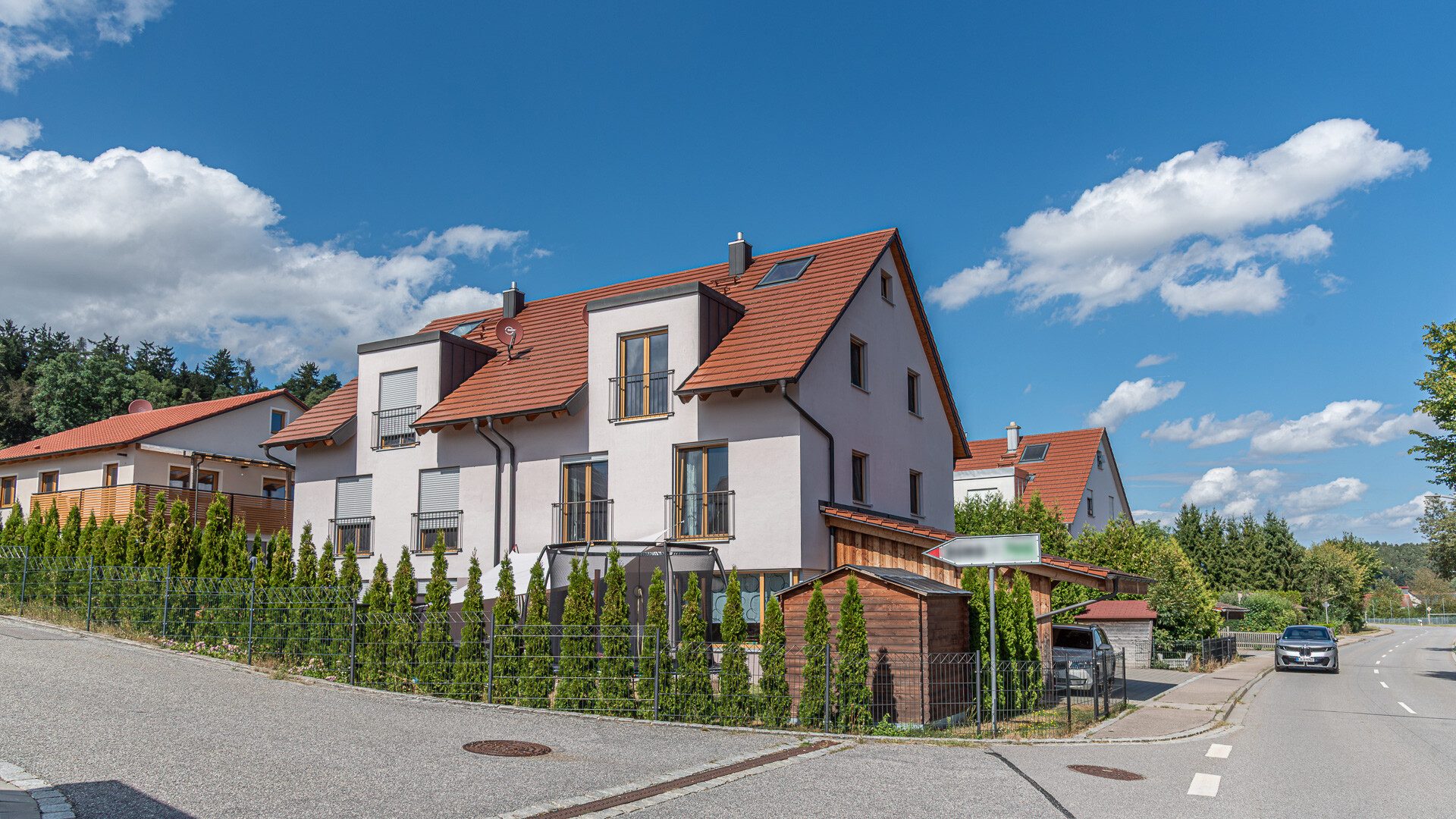 Immobilienangebot - Hohenthann / Andermannsdorf - Alle - PROVISIONSFREI* - Große, moderne Doppelhaushälfte mit Doppelcarport in Hohenthann-Andermannsdorf