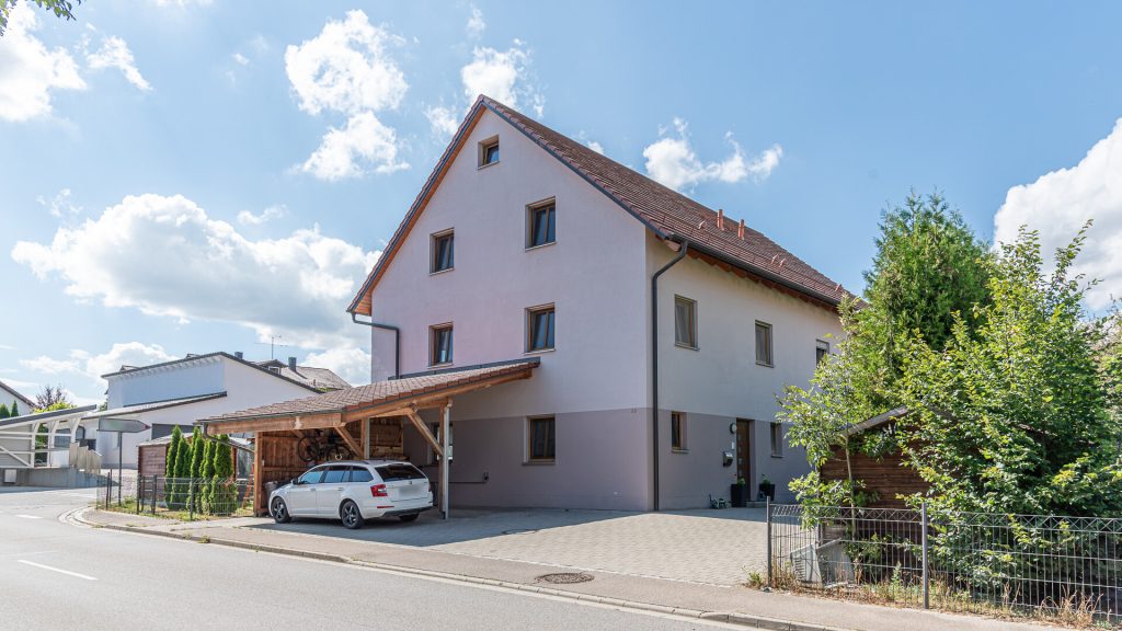 Immobilienangebot - Hohenthann / Andermannsdorf - Alle - PROVISIONSFREI* - Große, moderne Doppelhaushälfte mit Doppelcarport in Hohenthann-Andermannsdorf