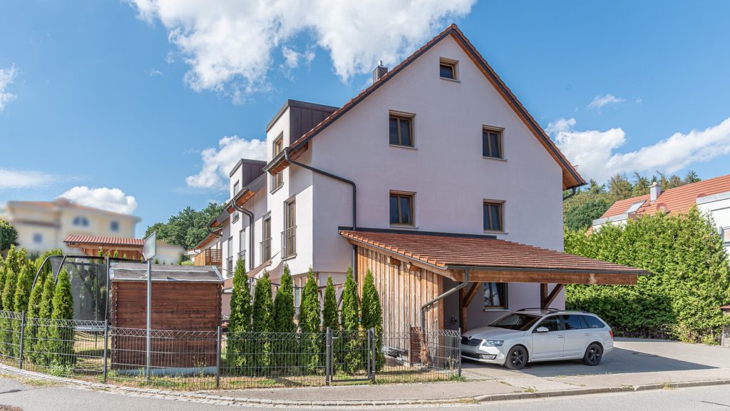 Immobilienangebot - Hohenthann / Andermannsdorf - Alle - PROVISIONSFREI* - Große, moderne Doppelhaushälfte mit Doppelcarport in Hohenthann-Andermannsdorf