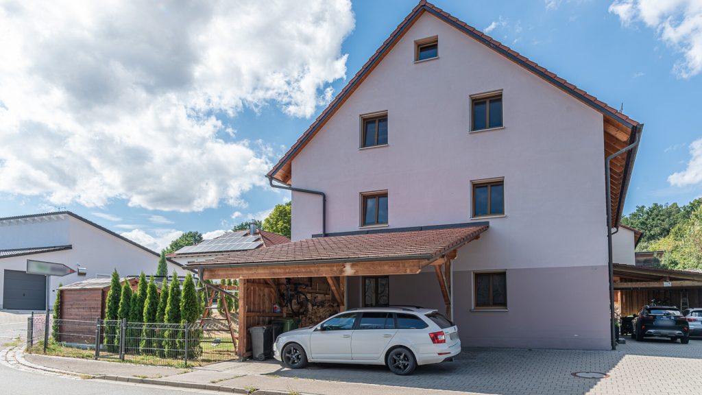 Immobilienangebot - Hohenthann / Andermannsdorf - Alle - PROVISIONSFREI* - Große, moderne Doppelhaushälfte mit Doppelcarport in Hohenthann-Andermannsdorf