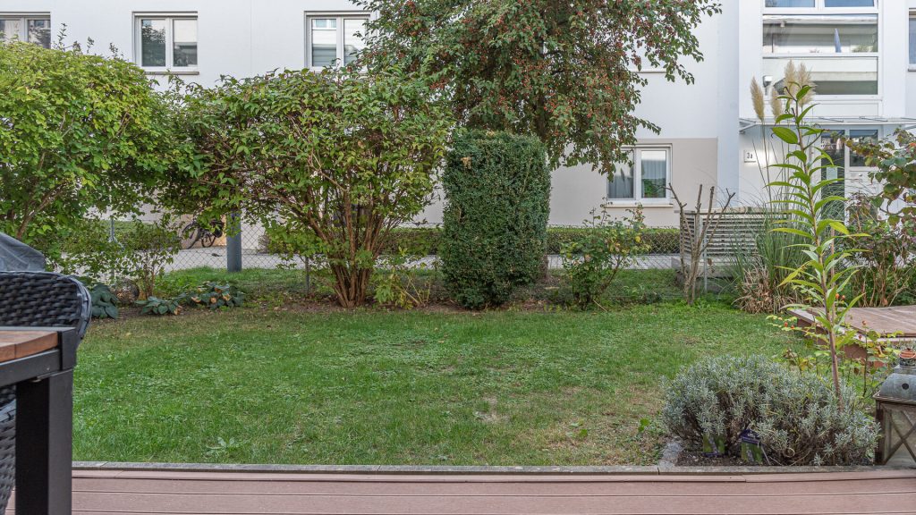 Immobilienangebot - Landshut - Alle - Moderne 3-Zimmer-Garten-Wohnung mit ablösbarer EBK und TG-Stellplatz in Landshut-Mitterwöhr