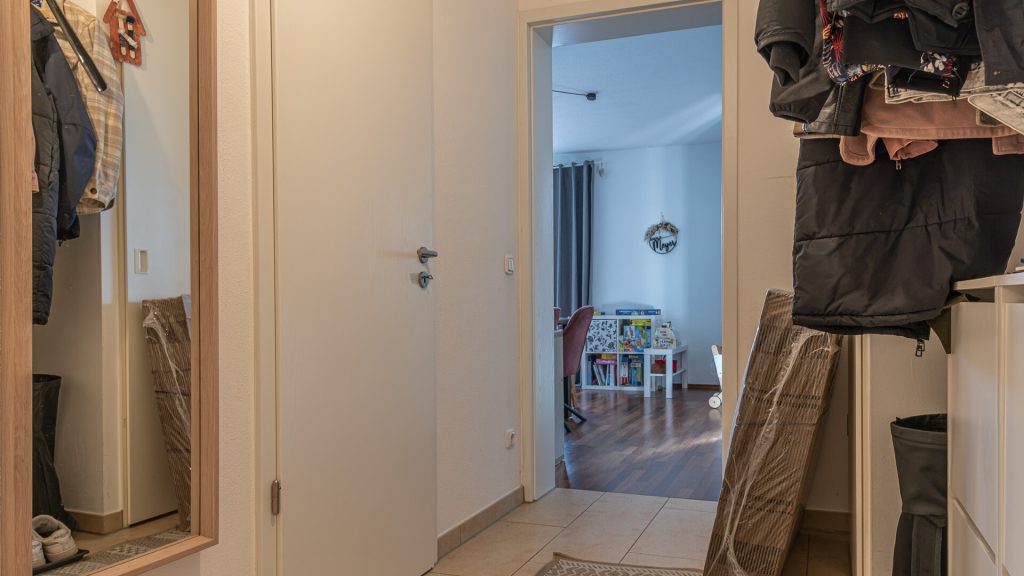 Immobilienangebot - Landshut - Alle - Moderne 3-Zimmer-Garten-Wohnung mit ablösbarer EBK und TG-Stellplatz in Landshut-Mitterwöhr