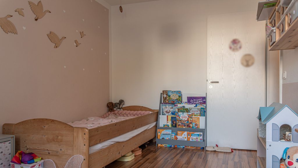 Immobilienangebot - Landshut - Alle - Moderne 3-Zimmer-Garten-Wohnung mit ablösbarer EBK und TG-Stellplatz in Landshut-Mitterwöhr