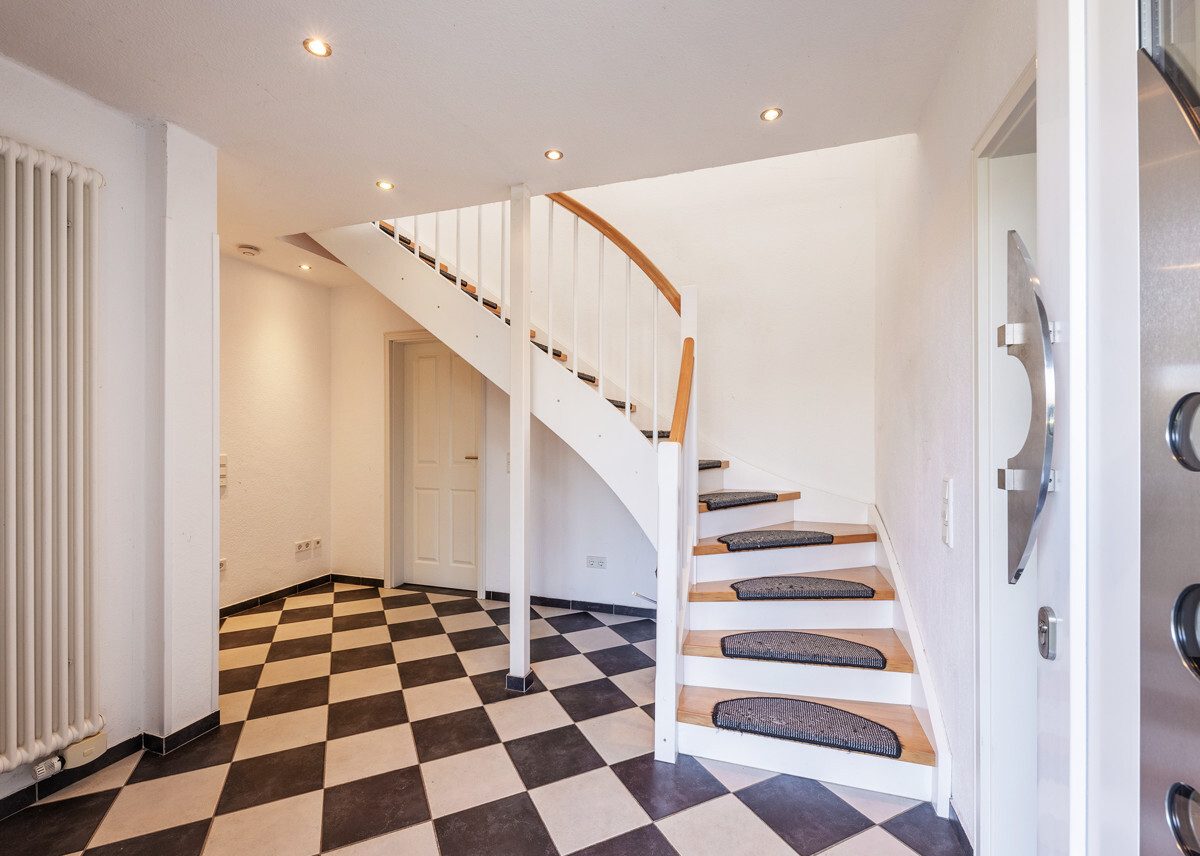 Immobilienangebot - Ostbevern - Wohnen & Gewerbe - Zwei Häuser in einem!