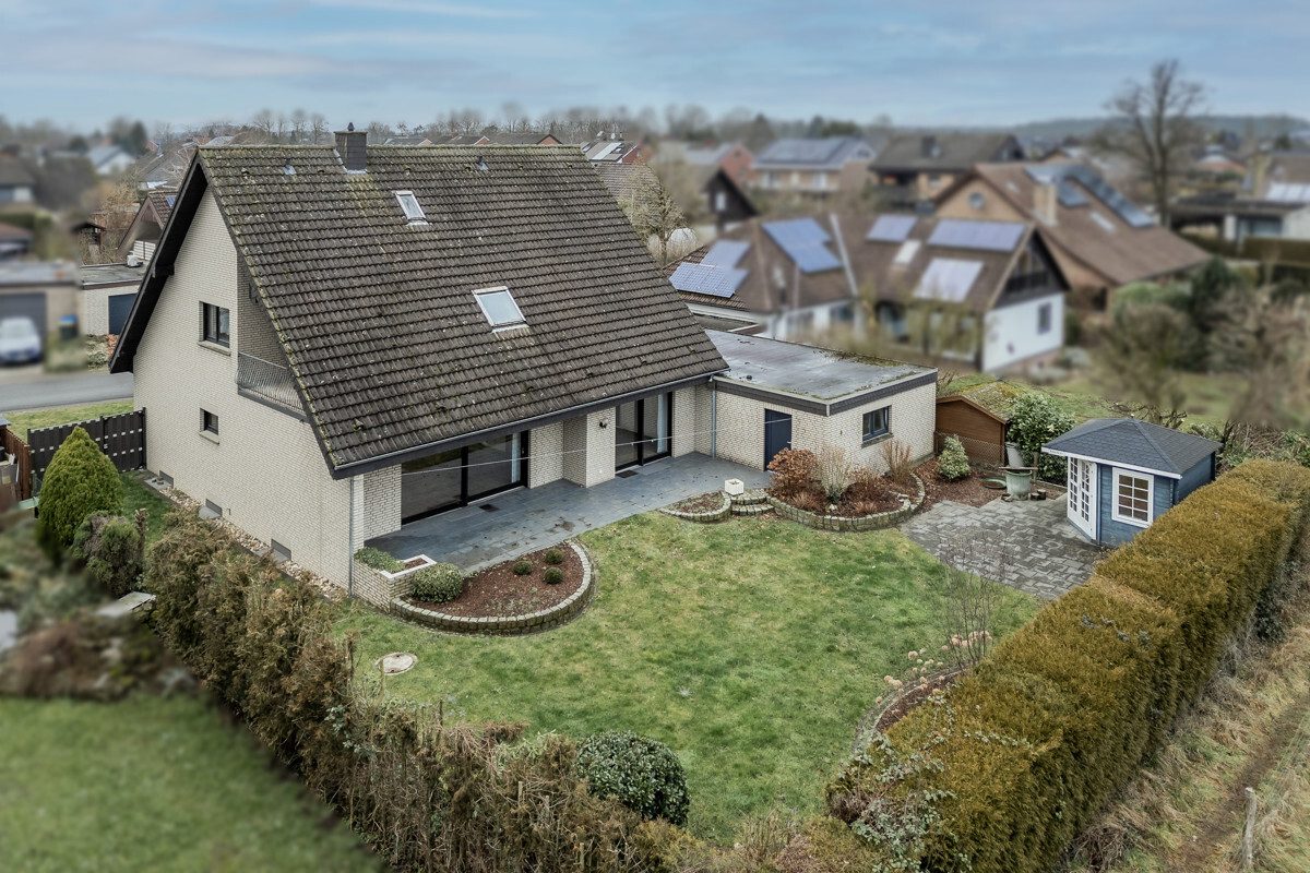 Immobilienangebot - Ennigerloh / Enniger - Wohnen & Gewerbe - Ein idealer Ort zum Wohlfühlen (Erbbaurecht)!