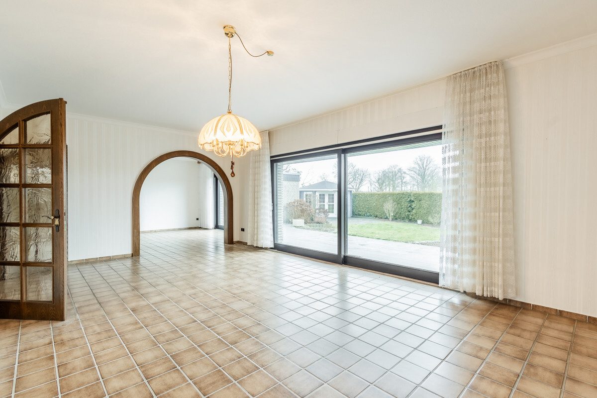 Immobilienangebot - Ennigerloh / Enniger - Wohnen & Gewerbe - Ein idealer Ort zum Wohlfühlen (Erbbaurecht)!