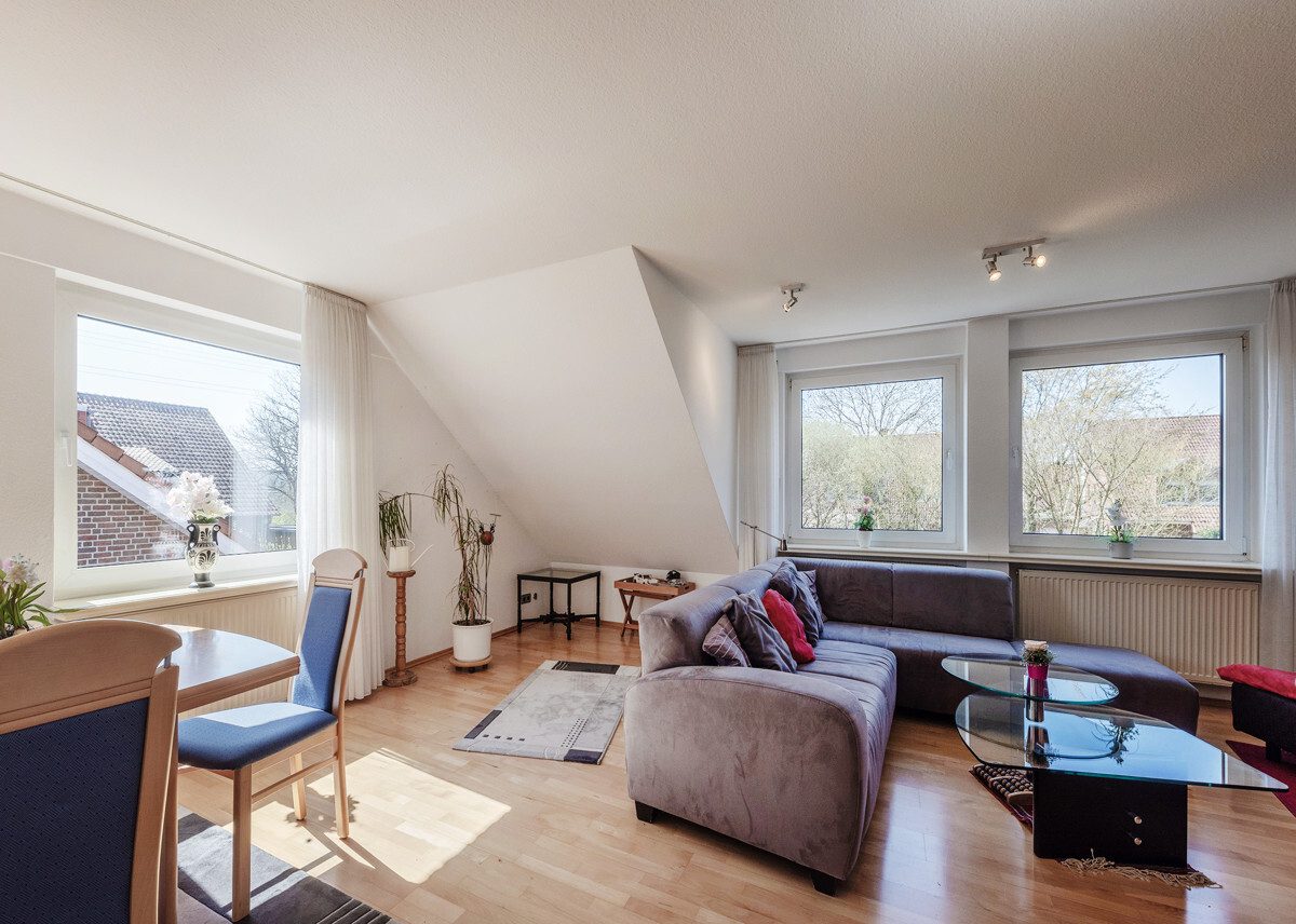 Immobilienangebot - Münster - Wohnen & Gewerbe - Sofort bezugsfreie Vierzimmerwohnung - geschnitten wie eine Doppelhaushälfte!