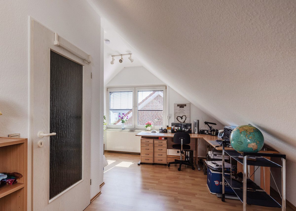 Immobilienangebot - Münster - Wohnen & Gewerbe - Sofort bezugsfreie Vierzimmerwohnung - geschnitten wie eine Doppelhaushälfte!
