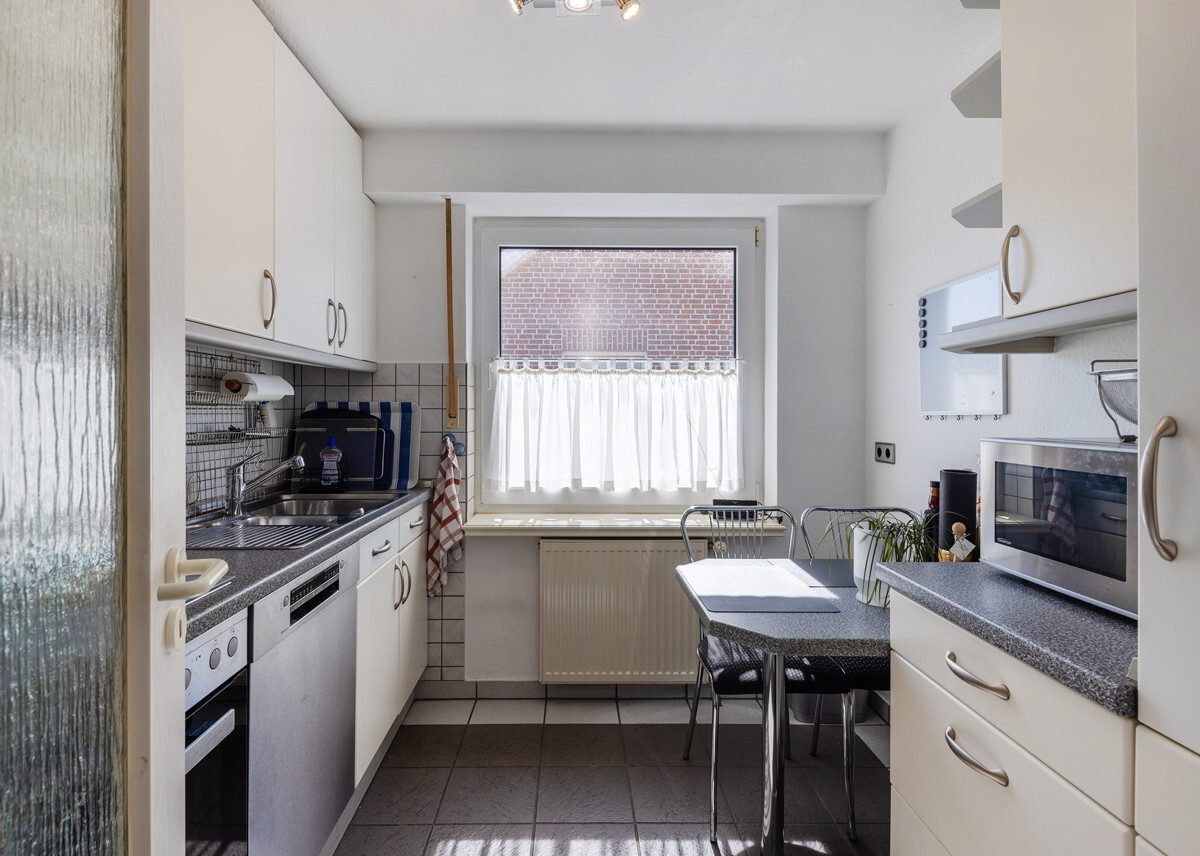 Immobilienangebot - Münster - Wohnen & Gewerbe - Sofort bezugsfreie Vierzimmerwohnung - geschnitten wie eine Doppelhaushälfte!