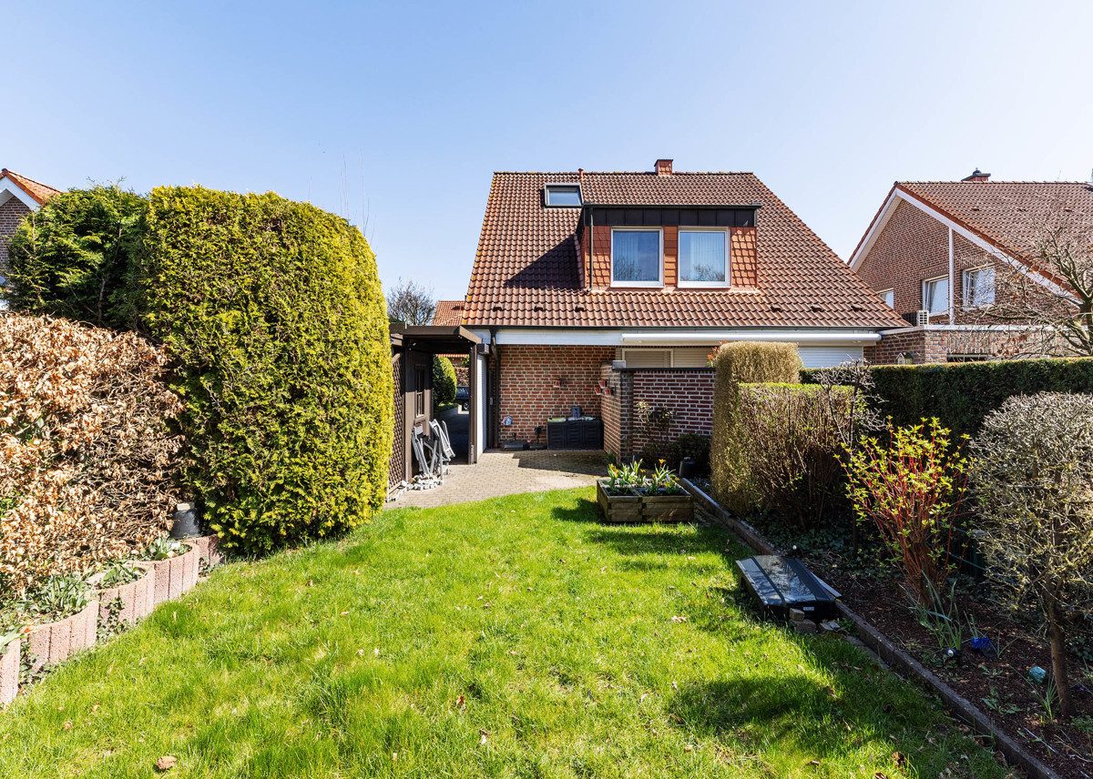 Immobilienangebot - Münster - Wohnen & Gewerbe - Sofort bezugsfreie Vierzimmerwohnung - geschnitten wie eine Doppelhaushälfte!