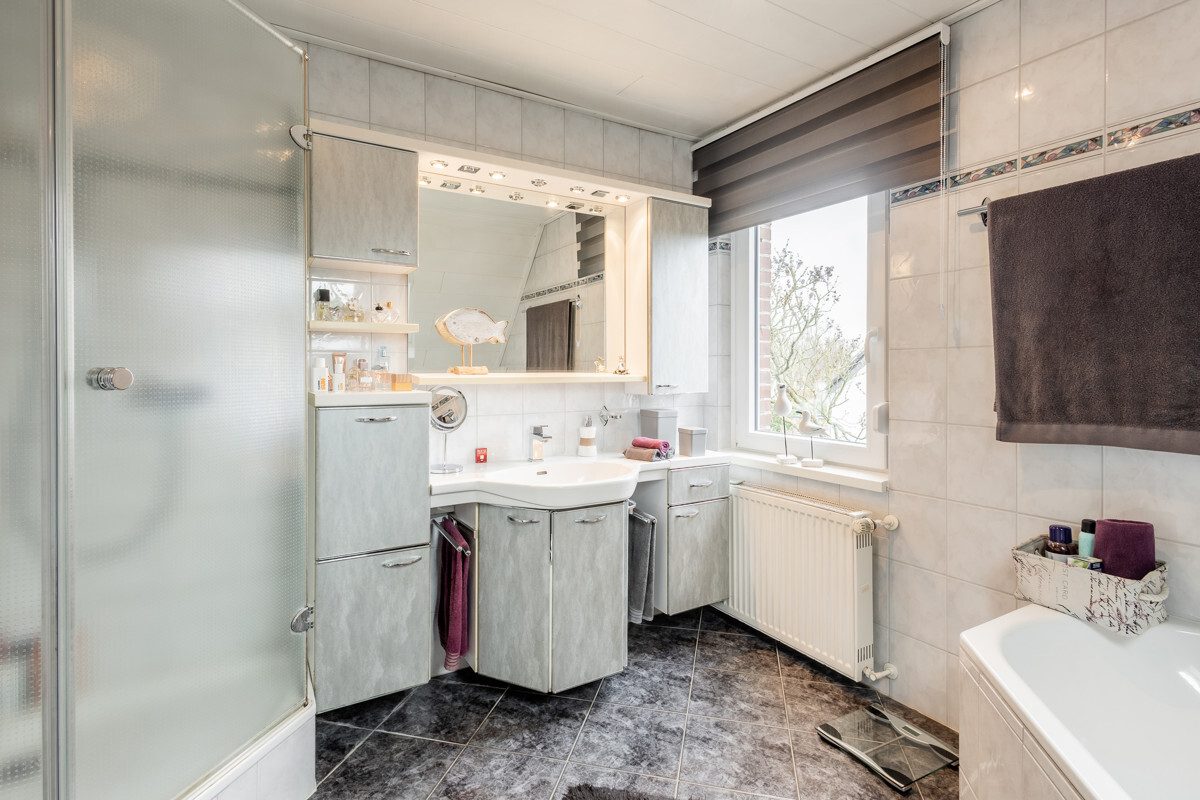 Immobilienangebot - Ahlen / Vorhelm - Wohnen & Gewerbe - Eine Immobilie mit vielen Möglichkeiten!