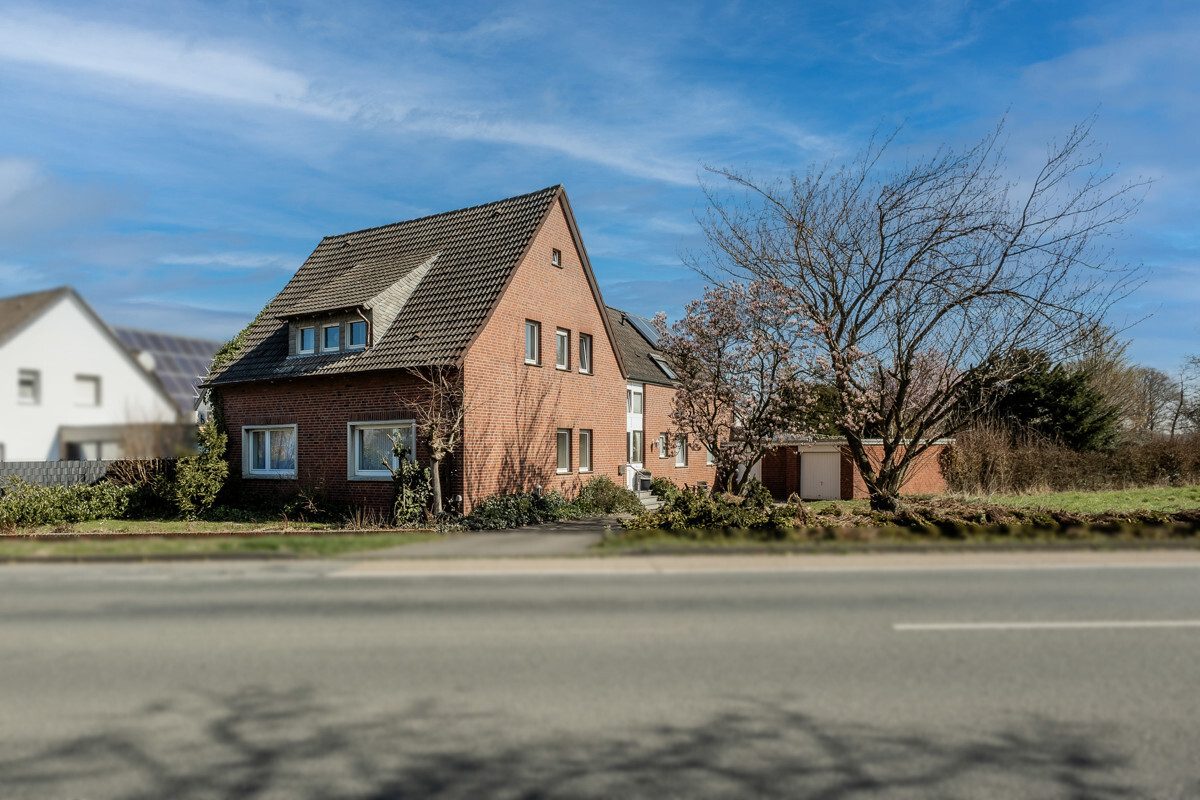 Immobilienangebot - Ahlen / Vorhelm - Wohnen & Gewerbe - Eine Immobilie mit vielen Möglichkeiten!